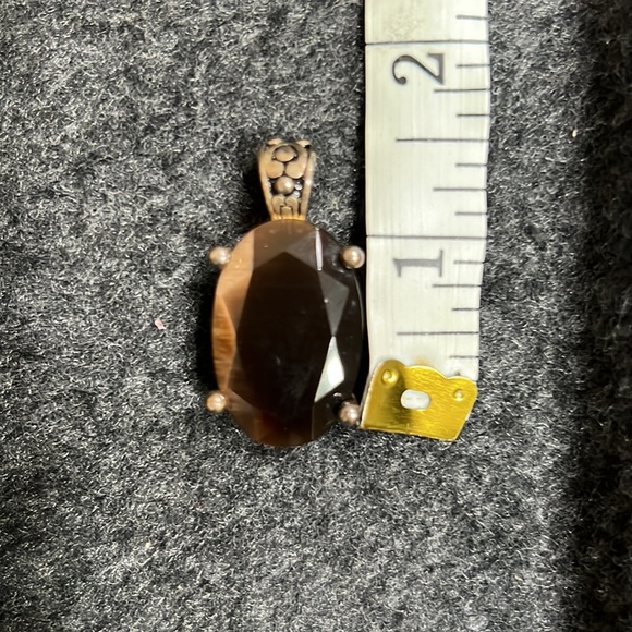 Brown gemstone pendant - Picture 3 of 4